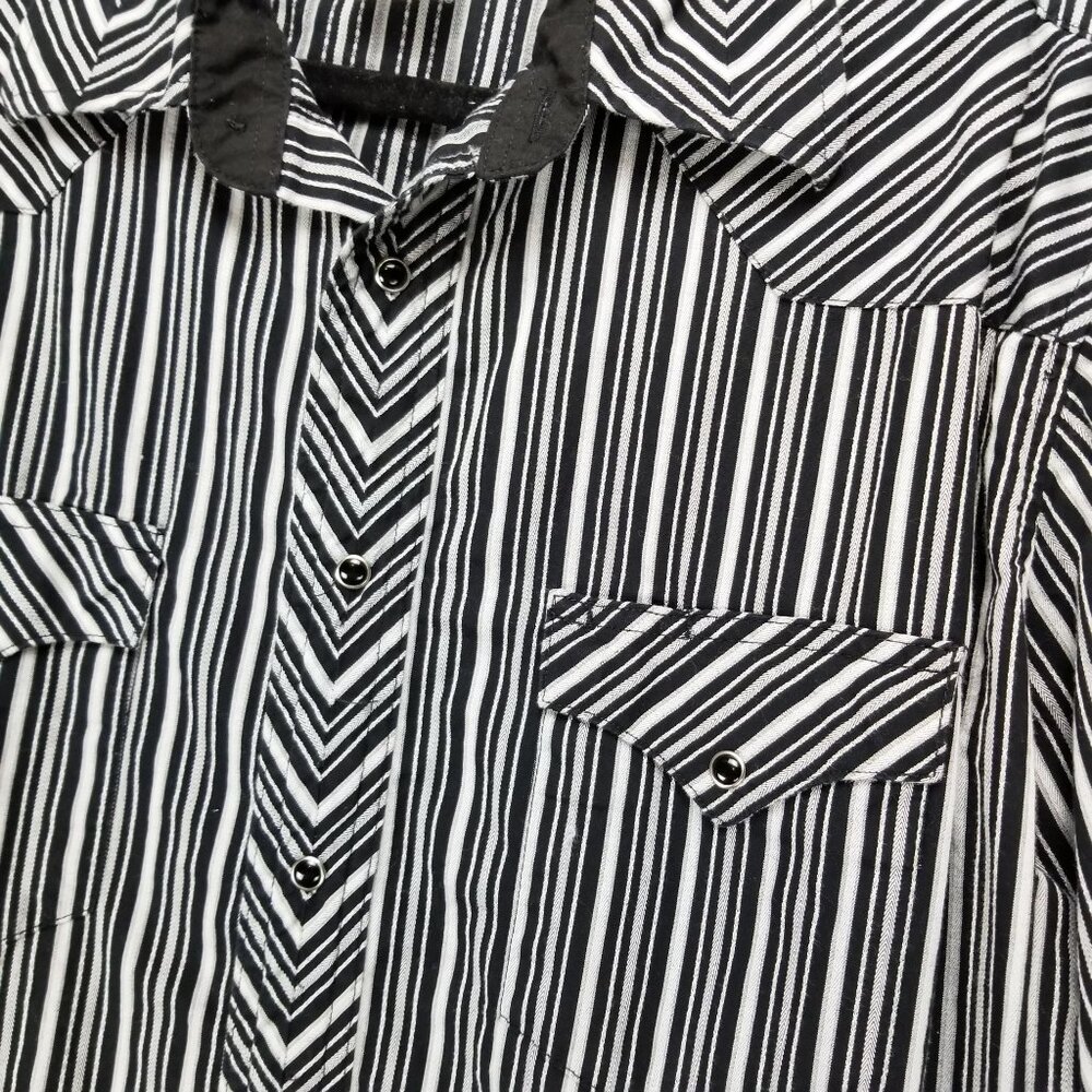 Wrangler Shirt Mens Large Black White Stripe Western Snap Up Long Sleeve - Picture 2 of 9